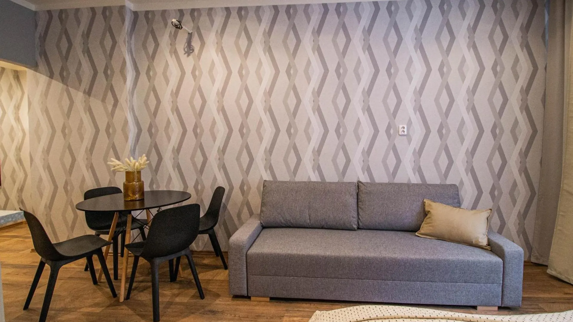 Cozy Studio In The Main City Center 프라하 체코